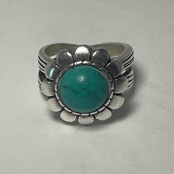 Cabo Brushed SilverTone Ring with Faux Turquoise Flower. Small approx size 6. - Picture 1 of 7